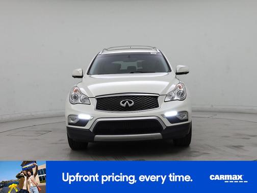 White 2016 INFINITI QX50