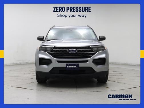 Silver 2022 Ford Explorer XLT