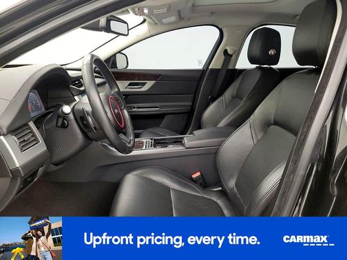 2017 Jaguar XF Prestige