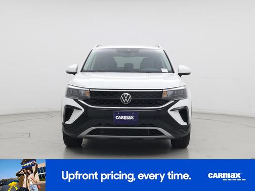 White 2023 Volkswagen Taos SE