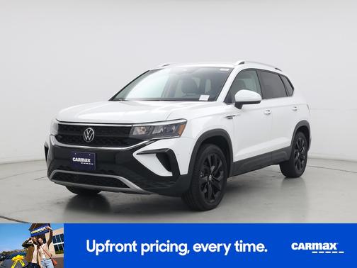 White 2023 Volkswagen Taos SE