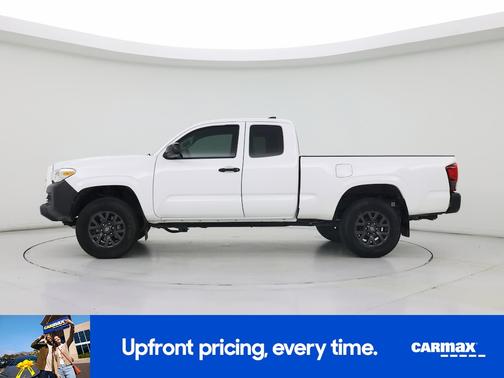 White 2018 Toyota Tacoma SR