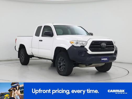 White 2018 Toyota Tacoma SR