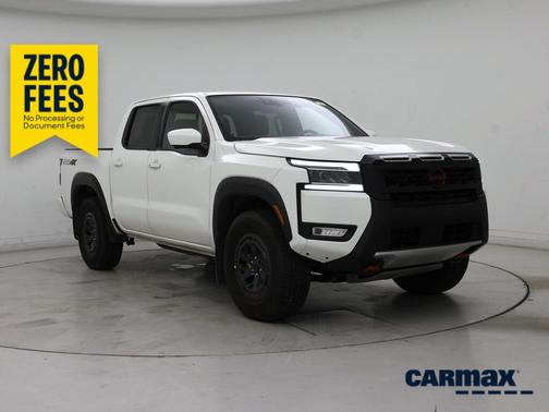 White 2025 Nissan Frontier PRO-4X