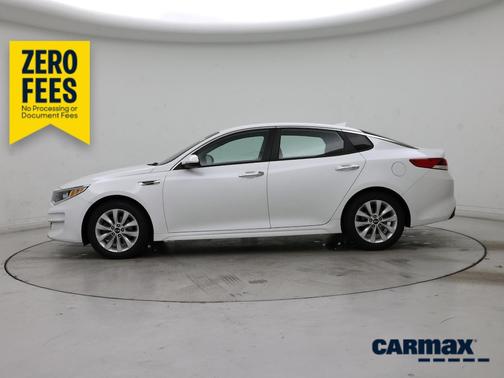 White 2018 Kia Optima LX