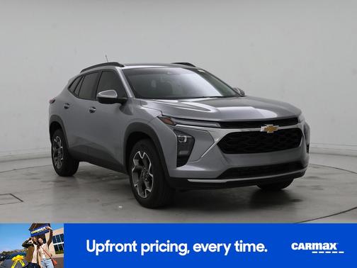 Gray 2025 Chevrolet Trax LT