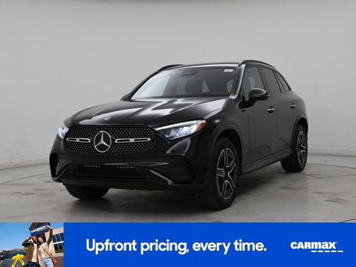Black 2024 Mercedes-Benz GLC 300