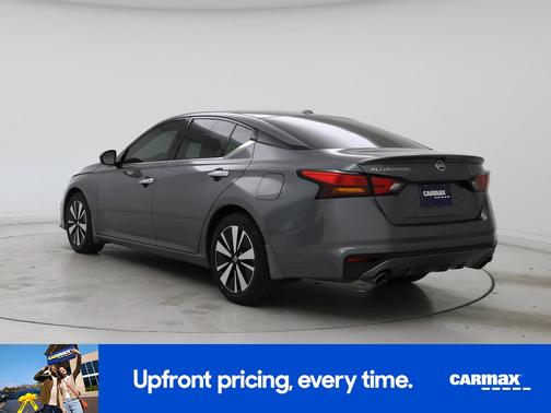 Gray 2019 Nissan Altima SV