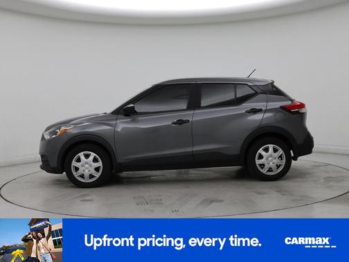 Gray 2020 Nissan Kicks S