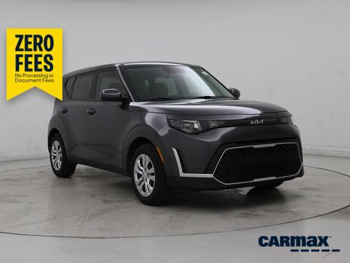Gray 2024 Kia Soul LX