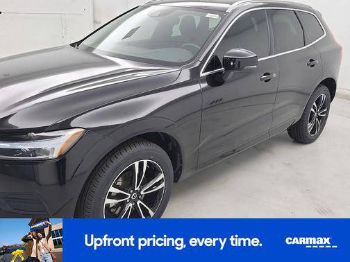 2021 Volvo XC60 T5 Momentum