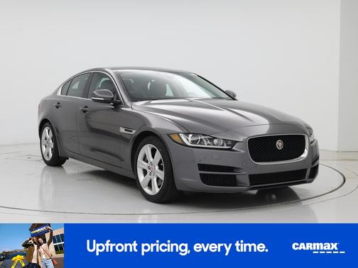 2017 Jaguar XE Prestige