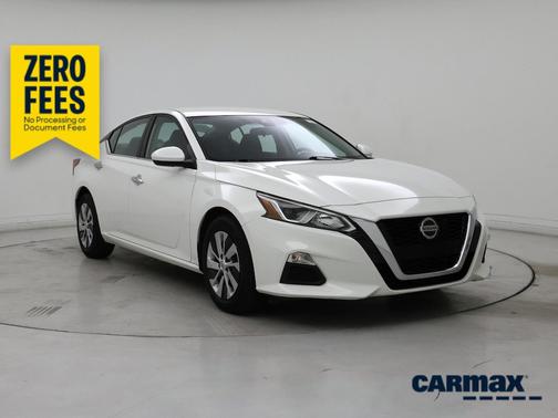 White 2021 Nissan Altima S
