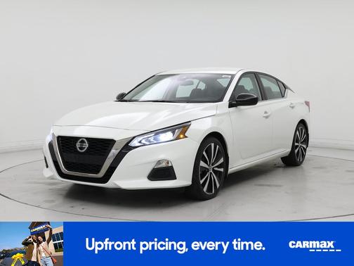 2022 Nissan Altima SR