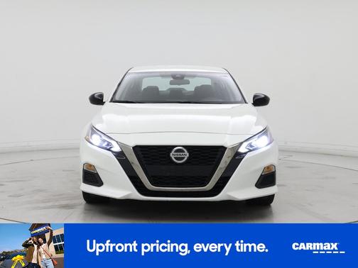 2022 Nissan Altima SR