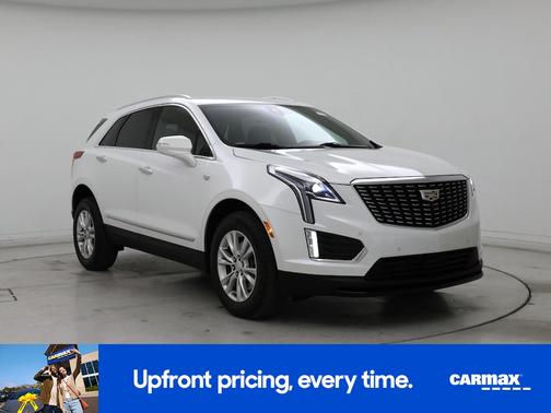 White 2021 Cadillac XT5 Luxury