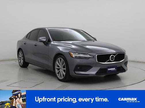 2020 Volvo S60 T5 Momentum