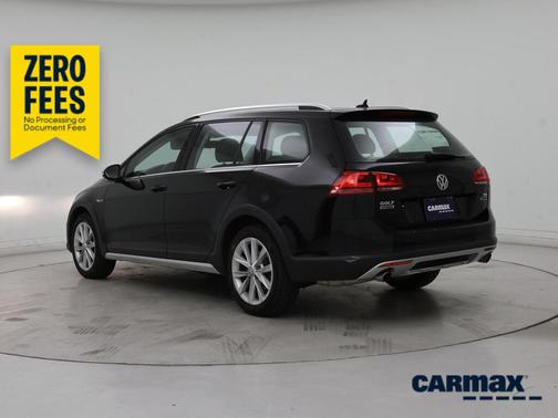 Black 2017 Volkswagen Golf Alltrack SE