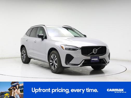 Silver 2024 Volvo XC60 B5 Core Dark Theme