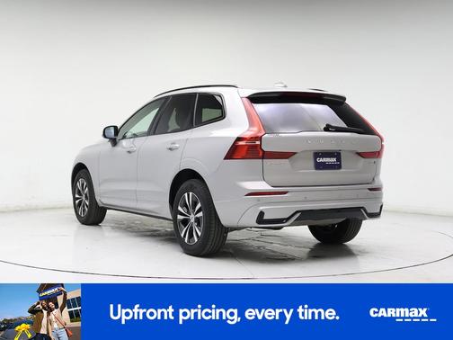 Silver 2024 Volvo XC60 B5 Core Dark Theme