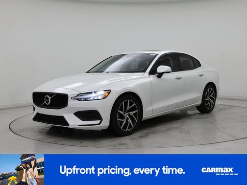 2020 Volvo S60 T5 Momentum