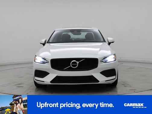 2020 Volvo S60 T5 Momentum