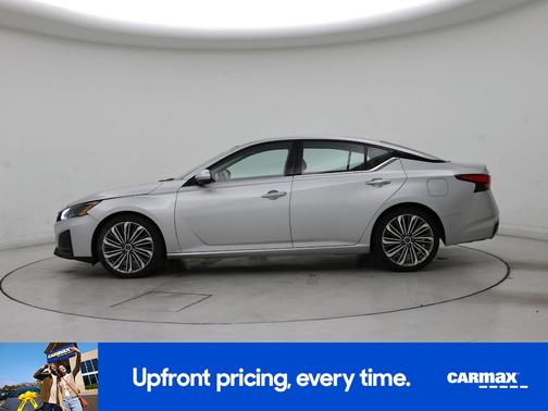 Silver 2023 Nissan Altima SL