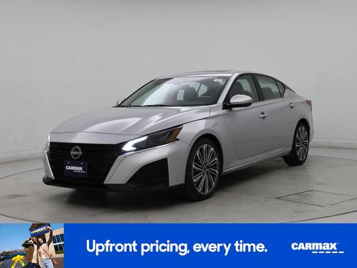 Silver 2023 Nissan Altima SL