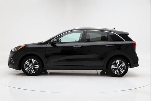 2022 Kia Niro LXS