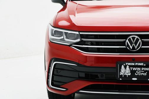 2024 Volkswagen Tiguan 2.0T SEL R-Line 4MOTION