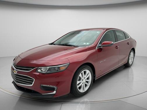 Cajun Red Tintcoat 2018 Chevrolet Malibu LT