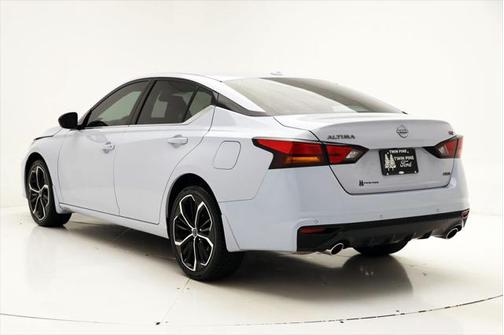 2024 Nissan Altima SR Intelligent AWD