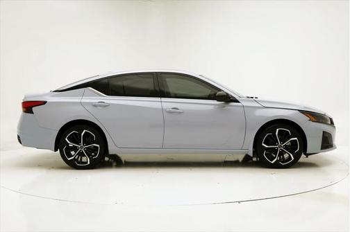2024 Nissan Altima SR Intelligent AWD
