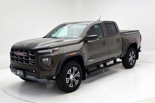 2024 GMC Canyon AT4