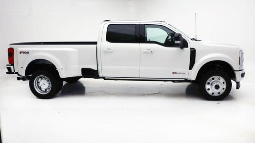 2026 Ford F-450 Platinum