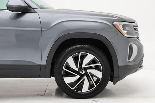 2024 Volkswagen Atlas 2.0T SE w/Technology 4MOTION