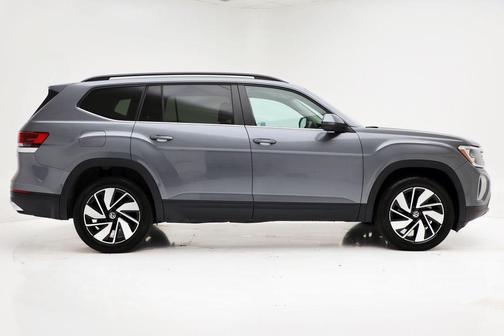 2024 Volkswagen Atlas 2.0T SE w/Technology 4MOTION