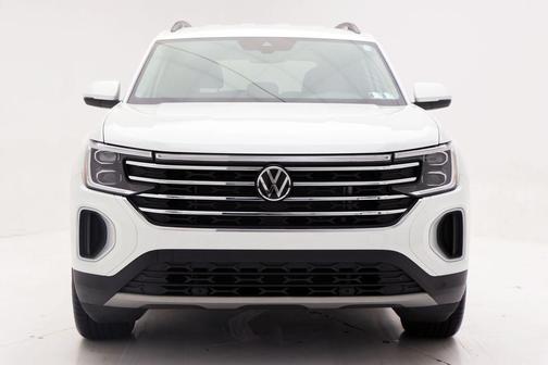 2025 Volkswagen Atlas 2.0T SE w/Technology 4MOTION