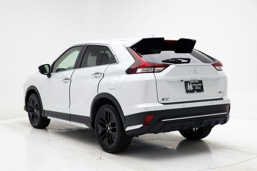 2022 Mitsubishi Eclipse Cross LE
