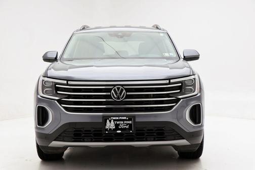 2024 Volkswagen Atlas 2.0T SE w/Technology 4MOTION