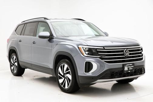 2024 Volkswagen Atlas 2.0T SE w/Technology 4MOTION