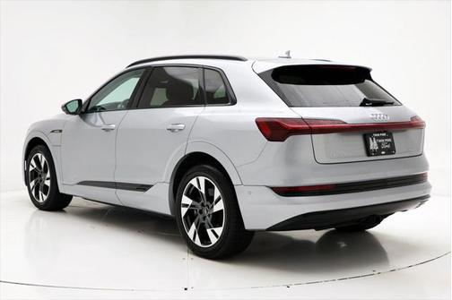 2022 Audi e-tron Premium