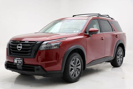 2025 Nissan Pathfinder SV 4WD