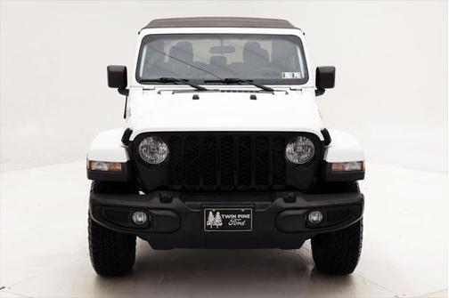 2021 Jeep Gladiator Willys 4x4