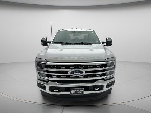 White Metallic 2024 Ford F-250 Lariat