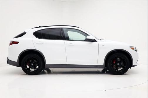 2022 Alfa Romeo Stelvio Ti
