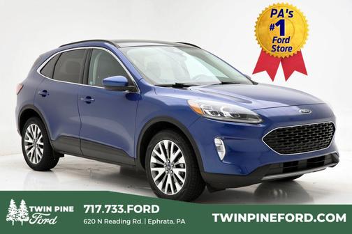 2022 Ford Escape Titanium