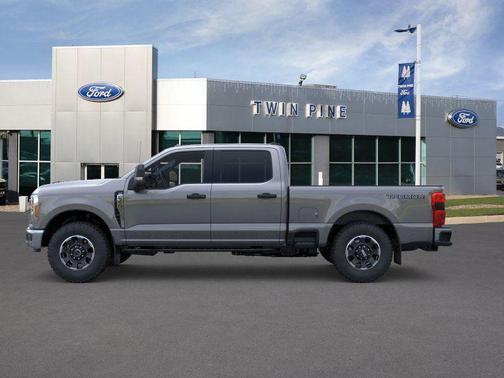2026 Ford F-350 XLT
