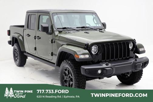 Sarge Green Clearcoat 2023 Jeep Gladiator Sport