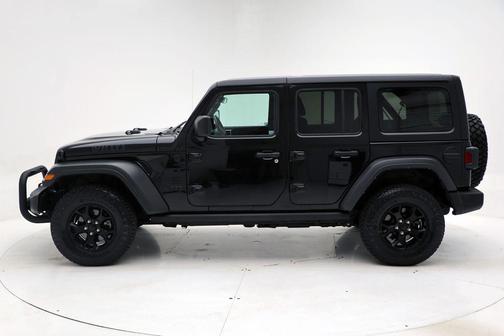 Black Clearcoat 2022 Jeep Wrangler Willys